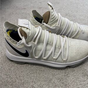 Nike Zoom KD 10 (Kevin Durant 10th Signature Shoe)